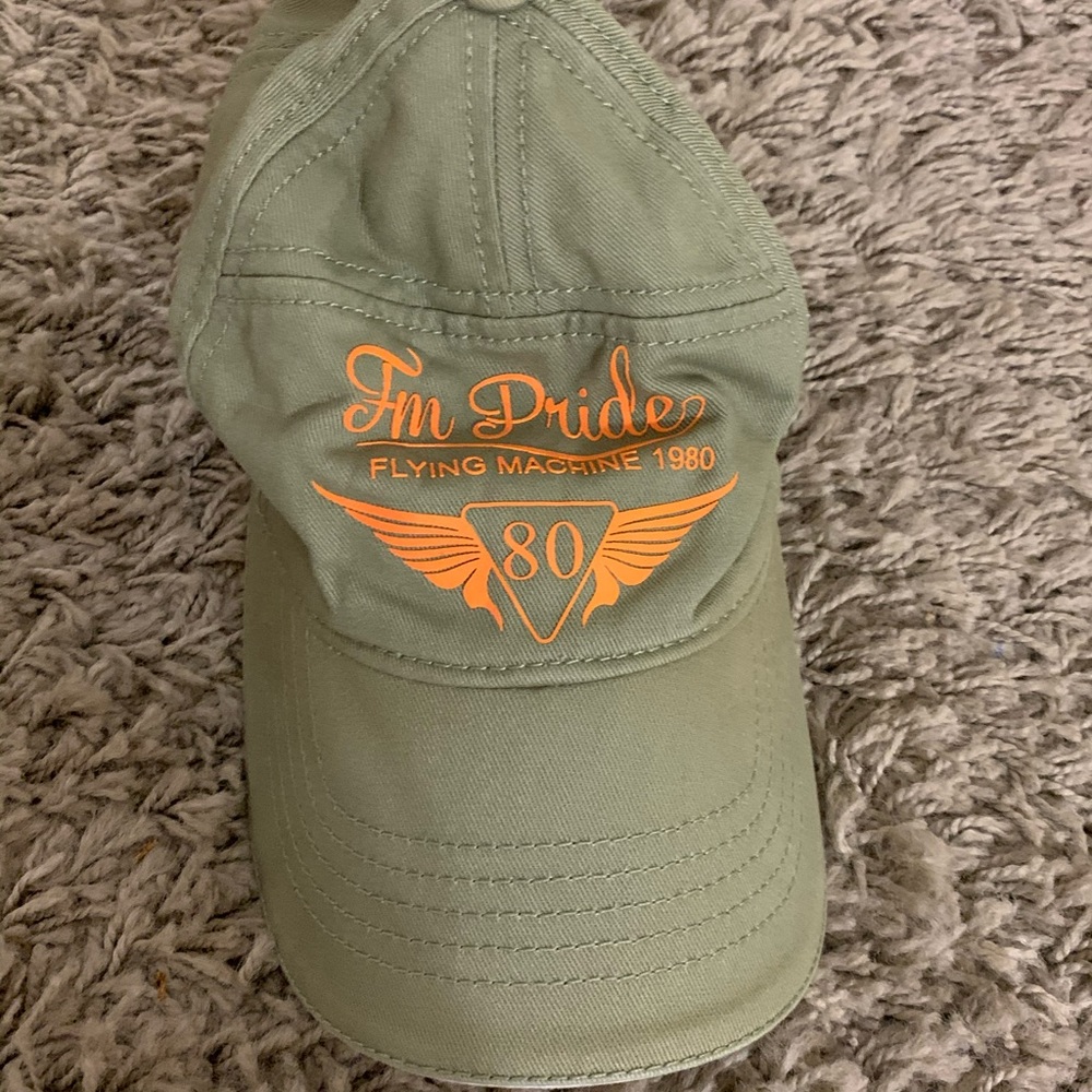 Hats. - Picture 5 of 16